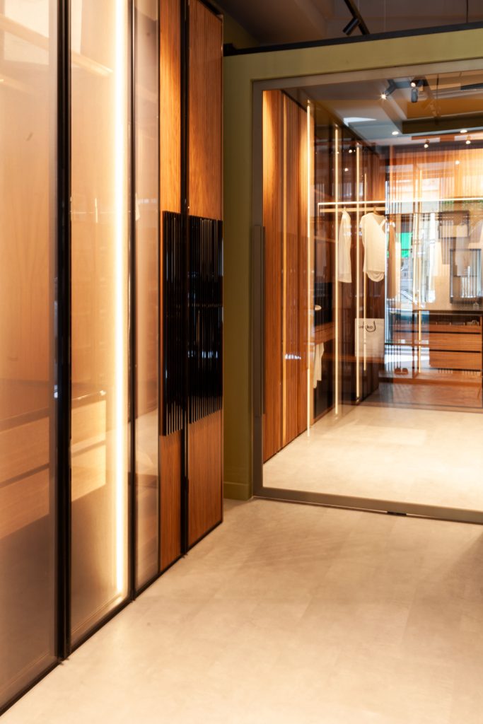 IMG_1733-143-121-min